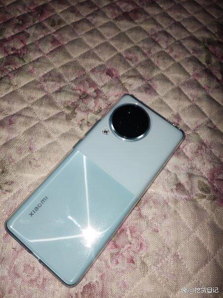 各款新限量版手机(手机限量版所有的品牌)-第2张图片-QuickQ官网 各款新限量版手机(手机限量版所有的品牌)-第2张图片-QuickQ官网